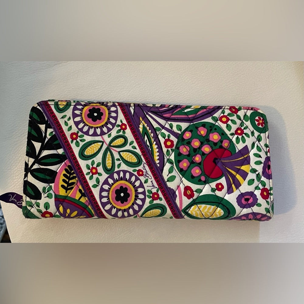 Vera Bradley VIVA LA VERA Travel and Passport Wallet
